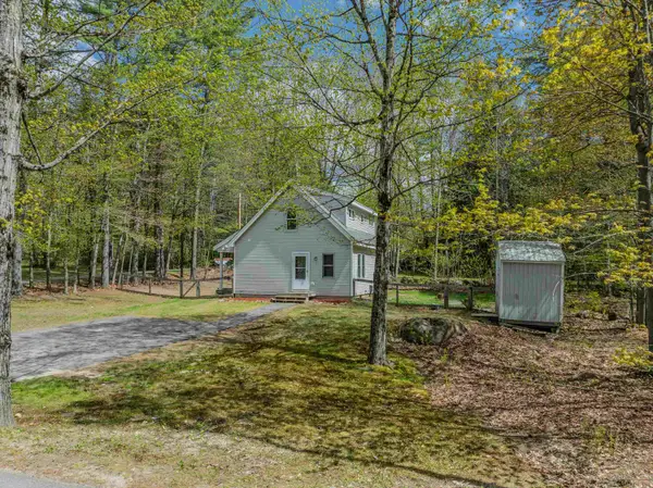 37 Smith Street, Plymouth, NH 03264