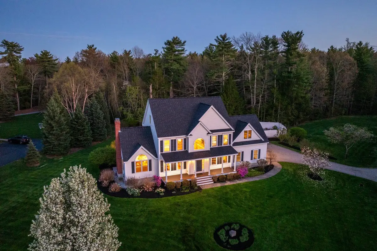 8 Lilac Way, Stratham, NH 03885 - #1