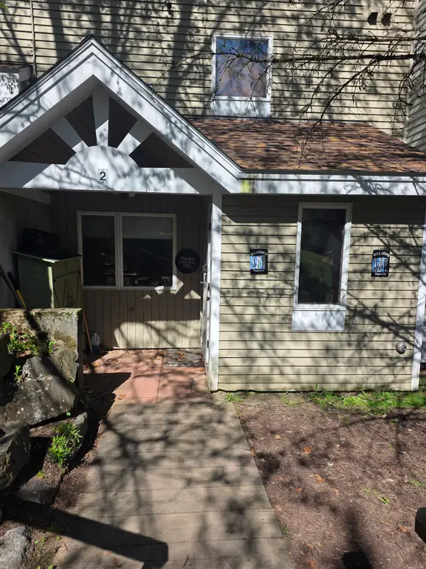 7 Laurel Circle #2, Campton, NH 03223