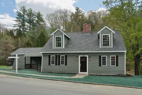 78 Center Hill Road, Epsom, NH 03234