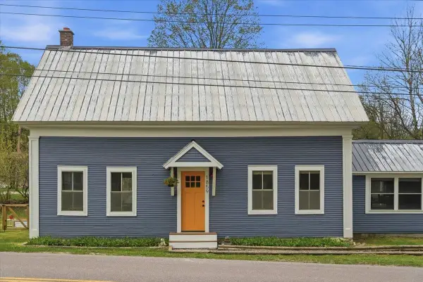 1859 Guptil Road, Waterbury, VT 05677