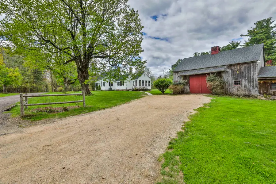 1 Featherbed Lane, Derry, NH 03038 - #3