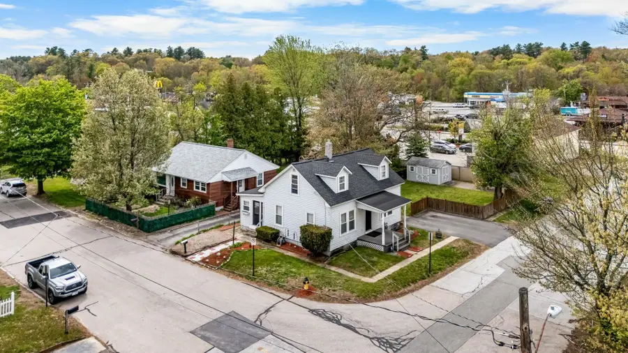 4 Master Street, Manchester, NH 03102 - #3
