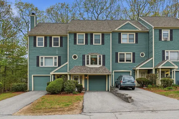 15 Walnut Circle, Merrimack, NH 03054