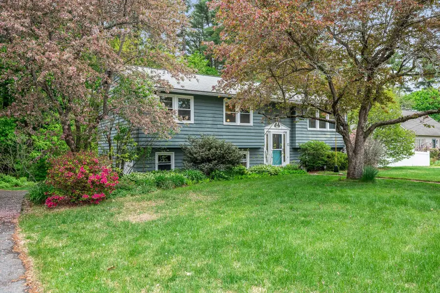 9 Sunrise Drive, Hudson, NH 03051 - #2