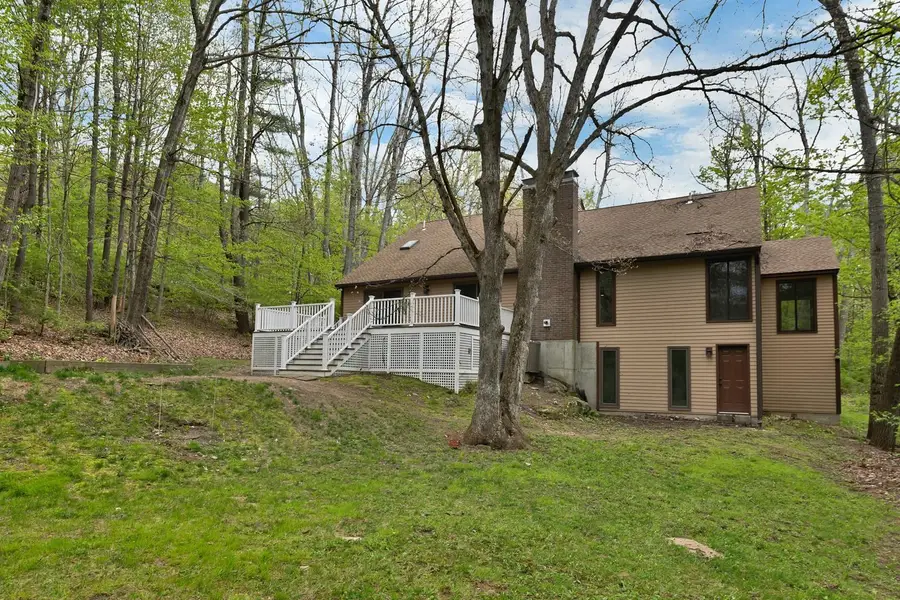 16 Old Manchester Road, Amherst, NH 03031 - #2