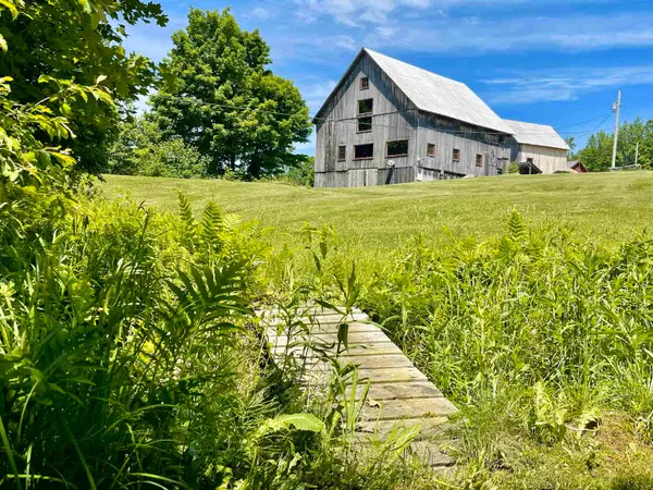 1258 Pinkham Road, Burke, VT 05832