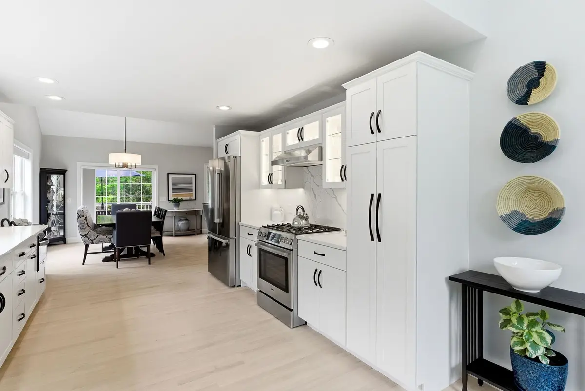 28 Greenvale Drive, Stratham, NH 03885 - #1