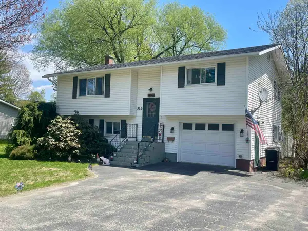 315 Jackson Street, Newport City, VT 05855