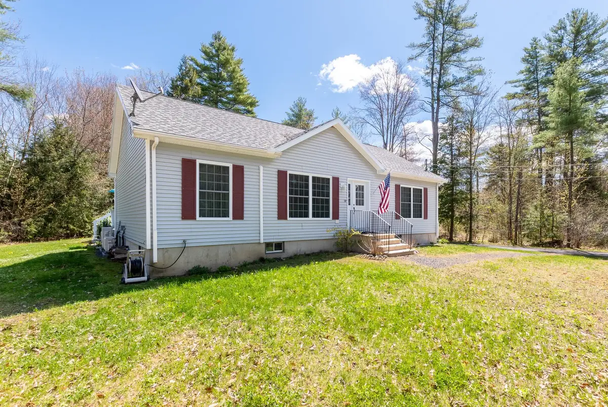 39 Winwood Drive, Center Barnstead, NH 03225 - #1
