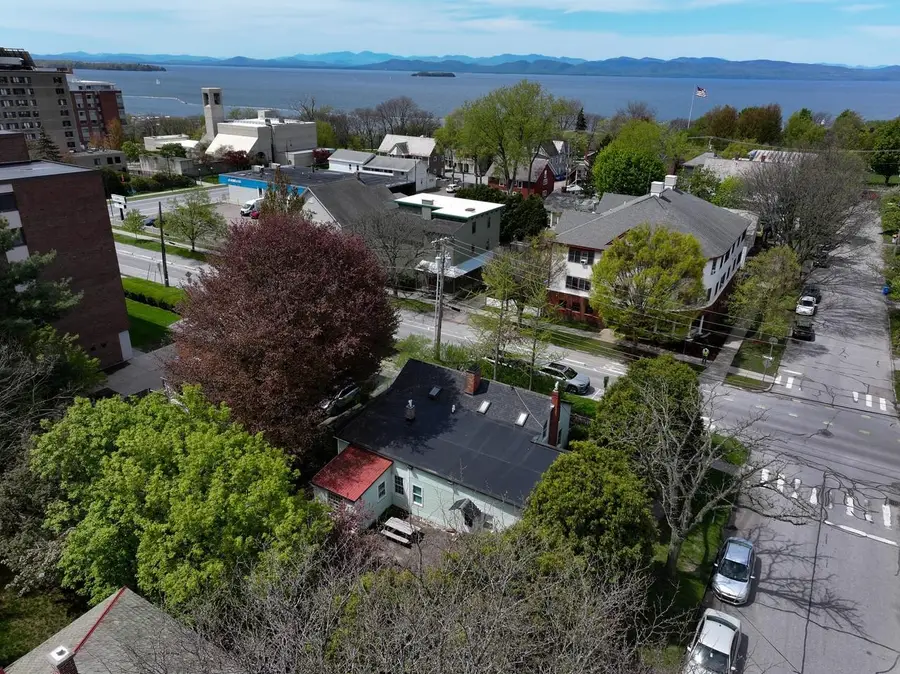 30-32 North Champlain Street, Burlington, VT 05401 - #3