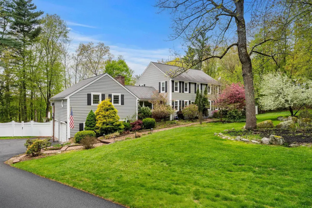 13 Birchwood Circle, Bedford, NH 03110 - #1