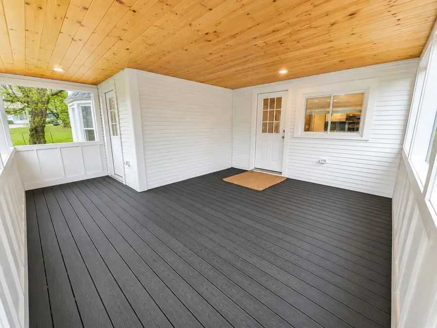 92 Indian Point Street, Newport, VT 05855 - #3