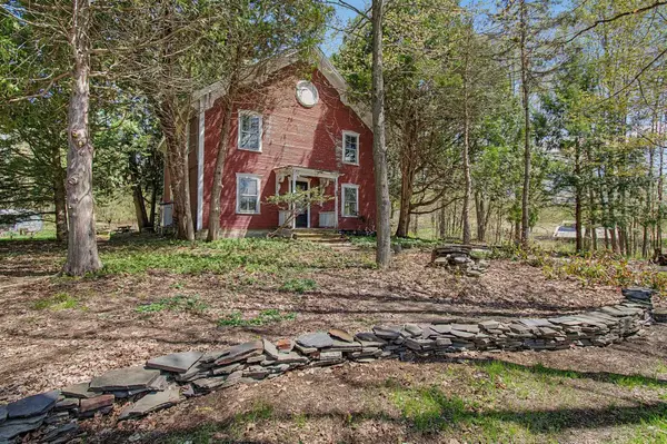 52 Weed Road, Essex, VT 05452
