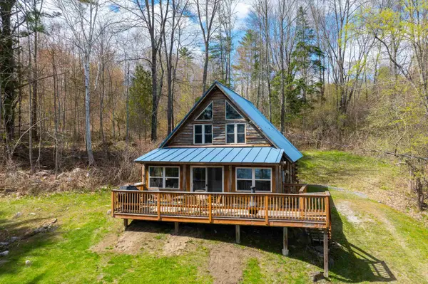 184 Ticklenaked Pond Road, Ryegate, VT 05081