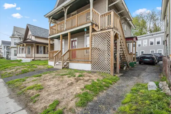 91 Summer Street, Barre City, VT 05641