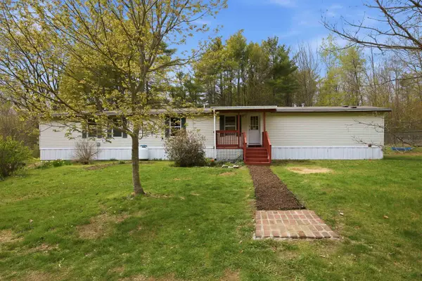 215 Leavitt Road, Pittsfield, NH 03263