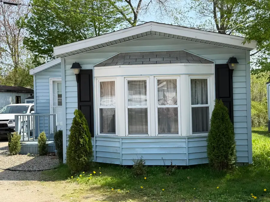 11 Christmas Tree Mobile Home Park, Epsom, NH 03234 - #2