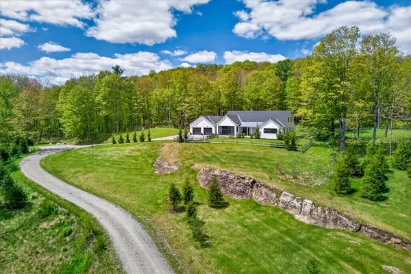 7537 Main Street, Manchester, VT 05255