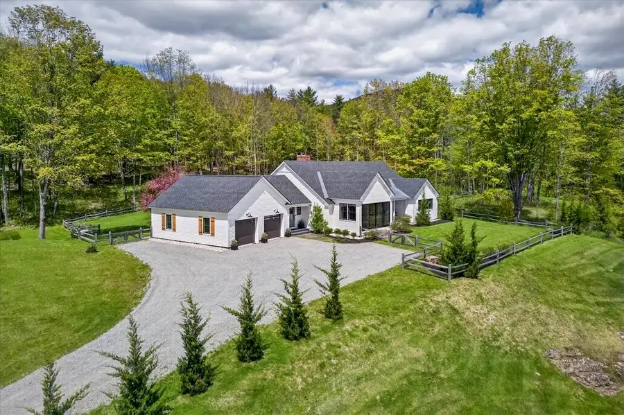 7537 Main Street, Manchester, VT 05255 - #2