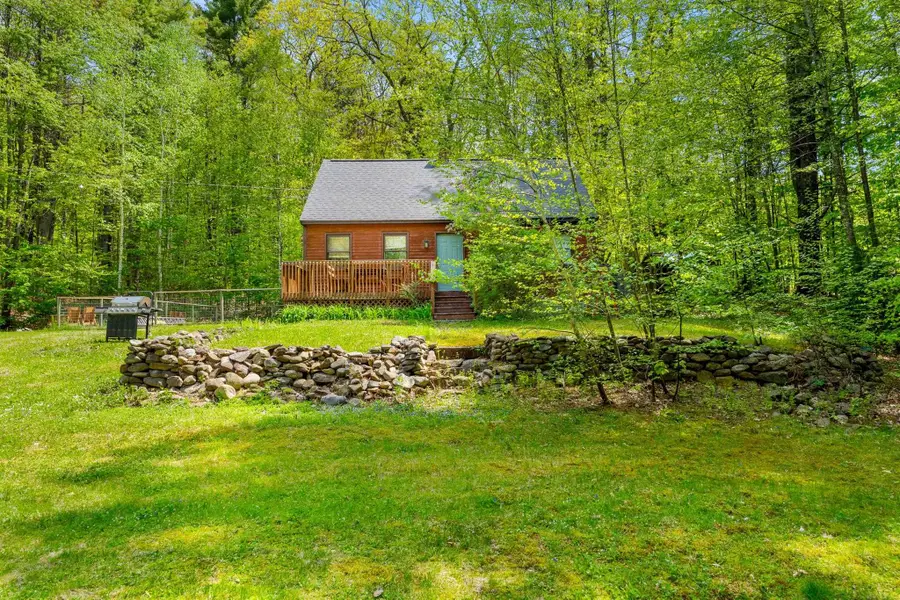 16 Dels Way, Weare, NH 03281 - #3