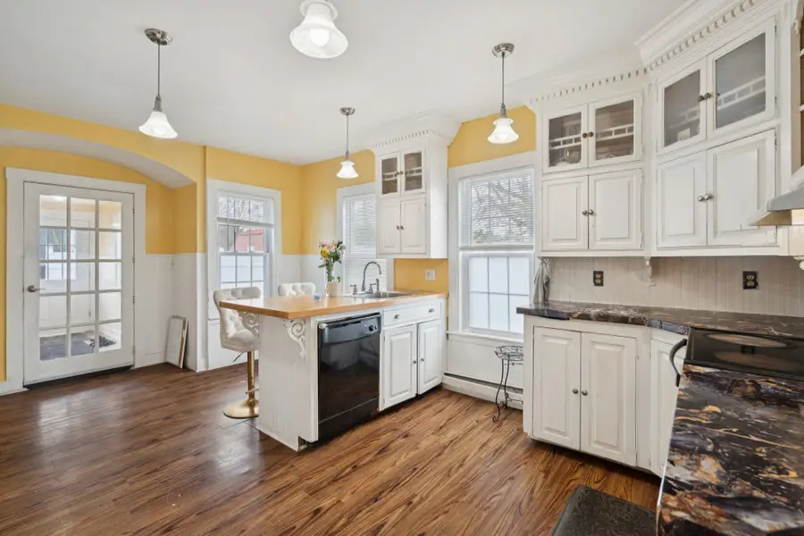179 Pleasant Street, Claremont, NH 03743 - #3
