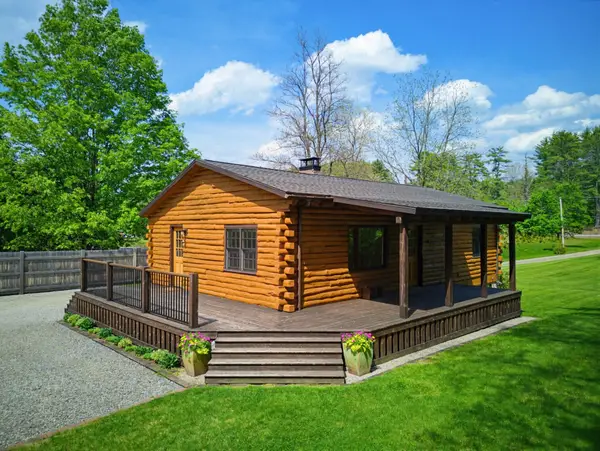 84 New Hampton Road, Franklin, NH 03235