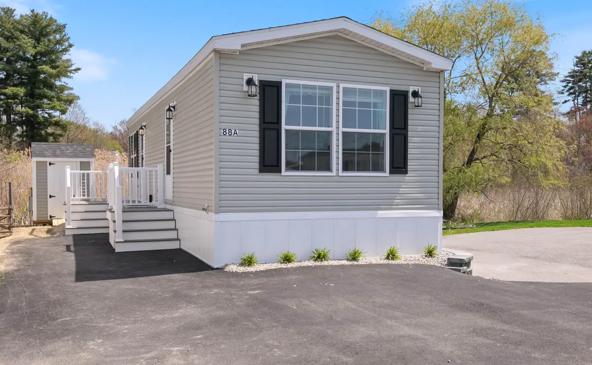 88 A Brookwood Drive, Salem, NH 03079 - #1