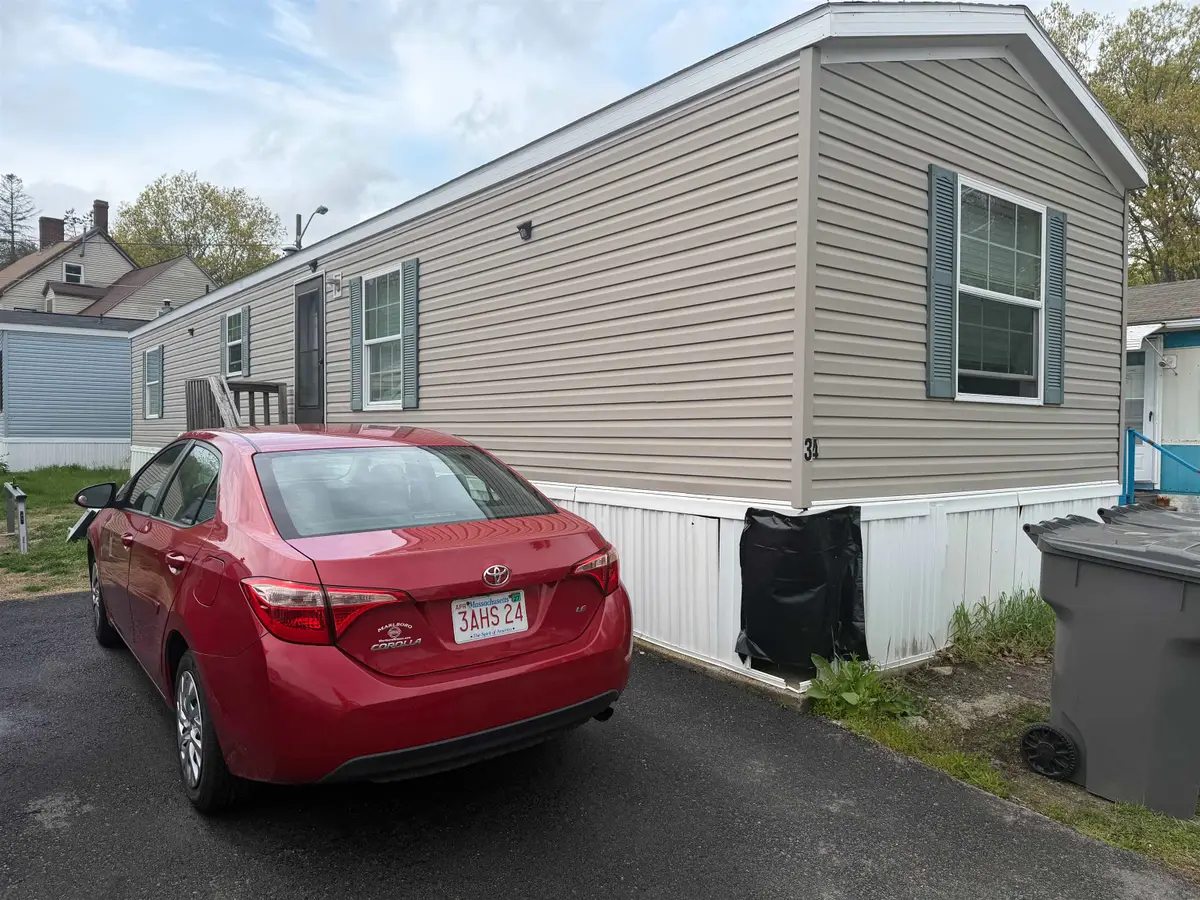 34 Policy Lane, Salem, NH 03079 - #1