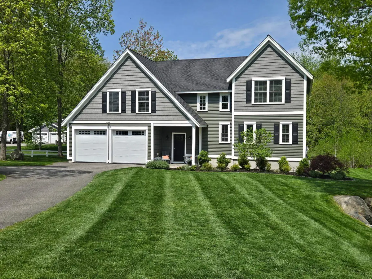 6 Betty Lane, Stratham, NH 03885 - #1