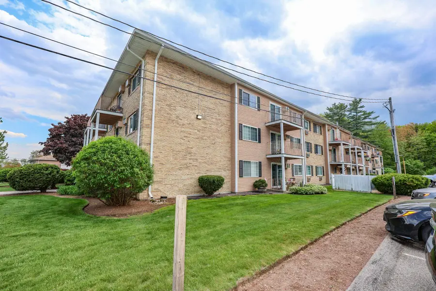 379 Huse Road #14, Manchester, NH 03103 - #2
