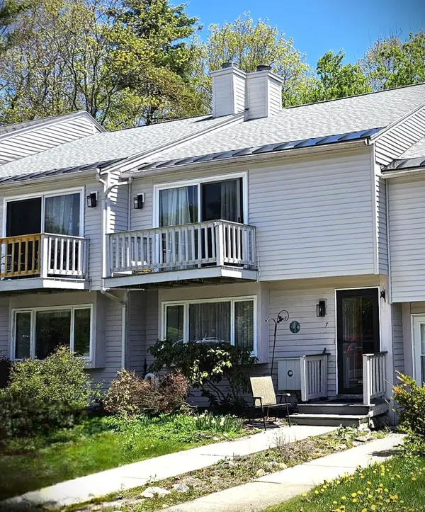 69 Birch Glen Drive #7, Bennington, NH 03442