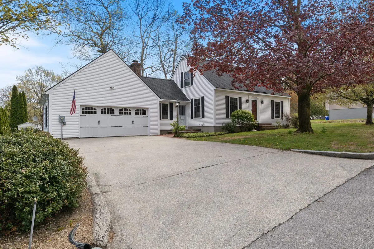 633 Fairfield Street, Manchester, NH 03104 - #1