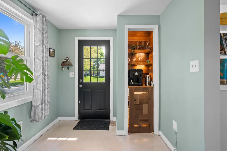 154 Woodbine Avenue, Manchester, NH 03109 - #3