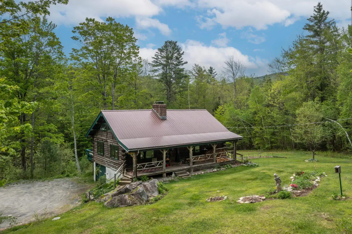 287 Powder Mill Road, Londonderry, VT 05148 - #1