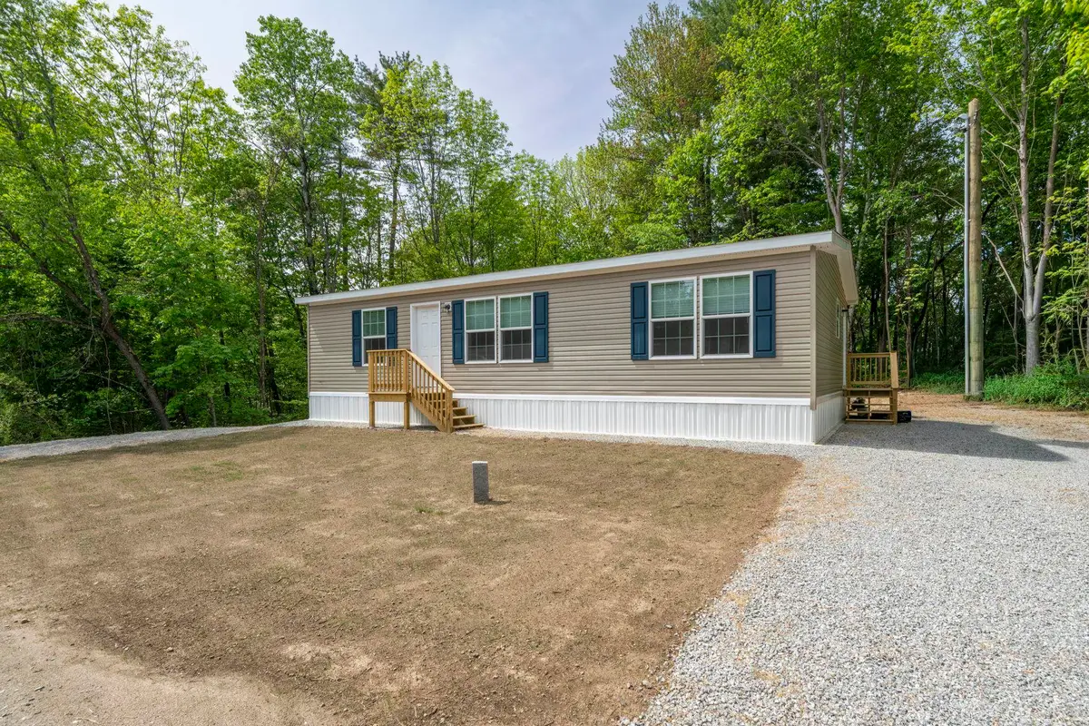 11 Hill Street, Hillsborough, NH 03244 - #1