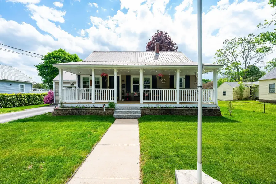 25 Adams Avenue, Rochester, NH 03867 - #2