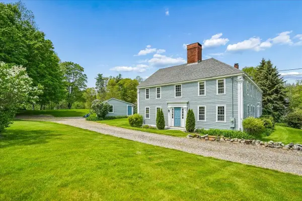 245-247 Danville Road, Fremont, NH 03044