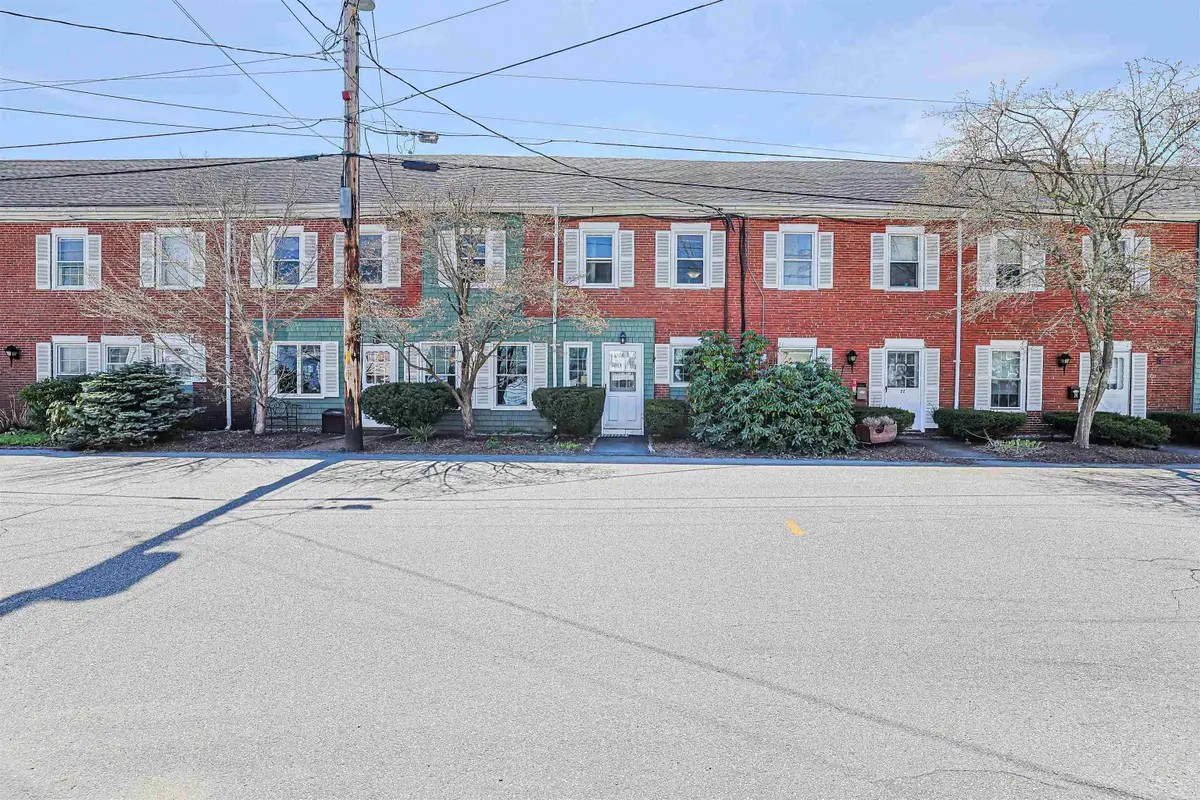 20 South Street, Exeter, NH 03833 - #1