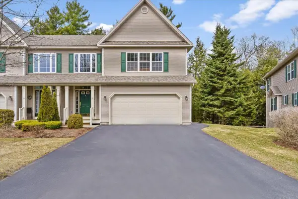 32 Partridge Drive, Essex Junction, VT 05452
