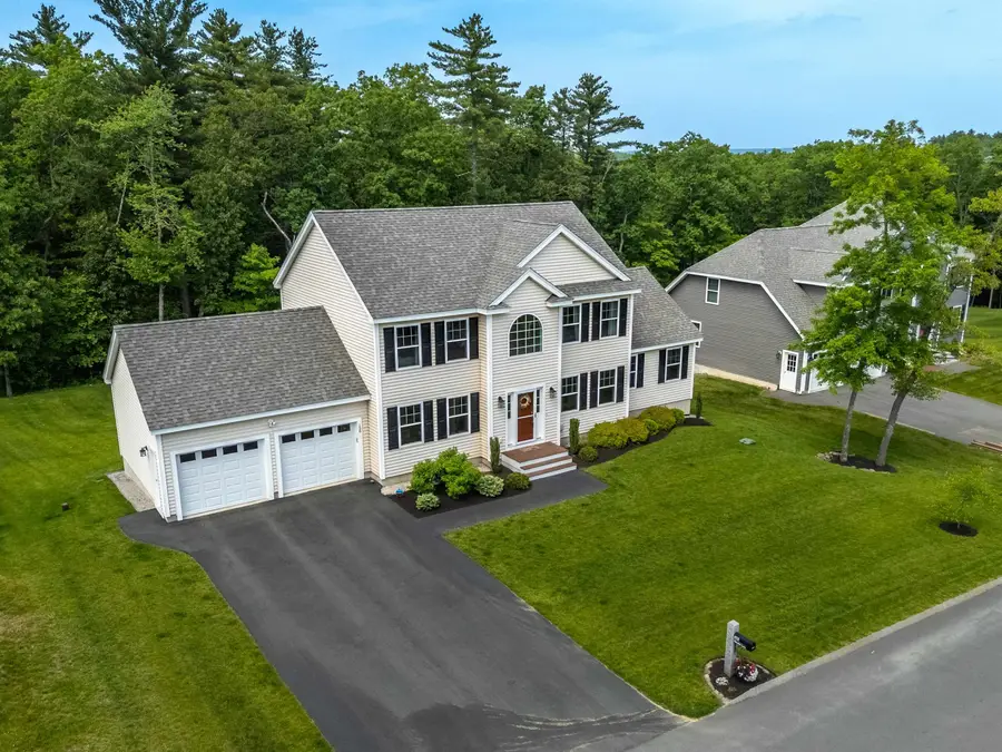 158 Standish Lane, Hudson, NH 03051 - #2