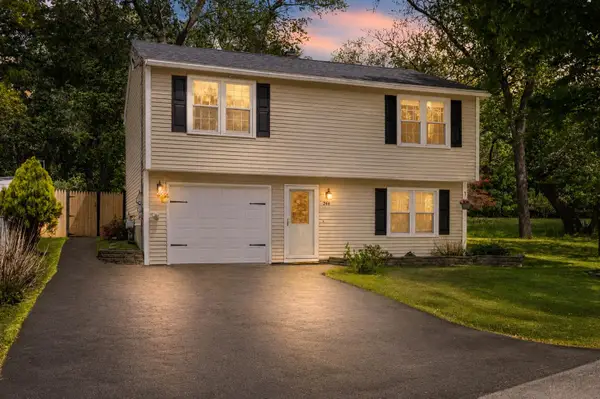244 River Bank Road, Manchester, NH 03103
