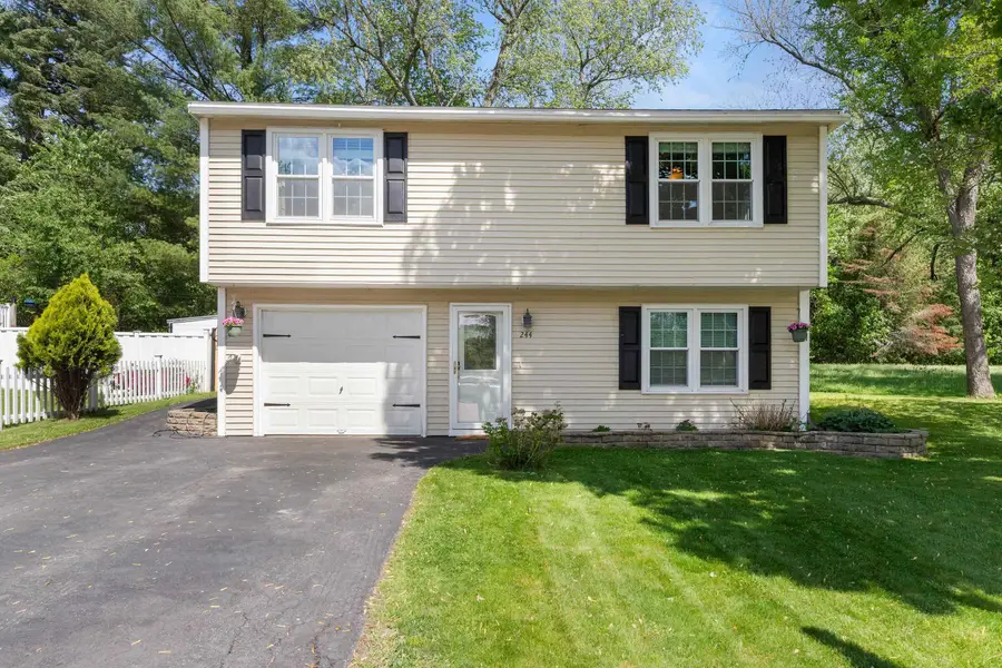 244 River Bank Road, Manchester, NH 03103 - #2
