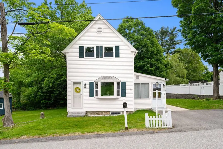 8 Maplewood Avenue, Goffstown, NH 03045 - #2