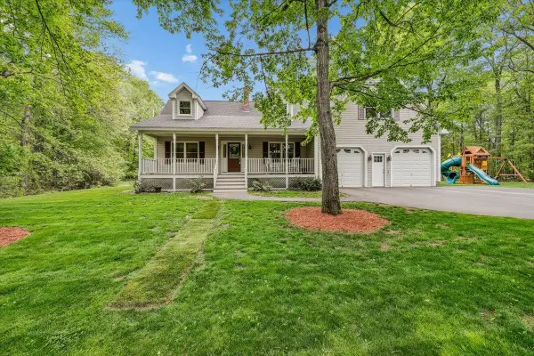 186 Woodhill Hooksett Road, Bow, NH 03304