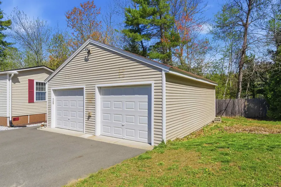 21 Lilac Court, Raymond, NH 03077 - #2