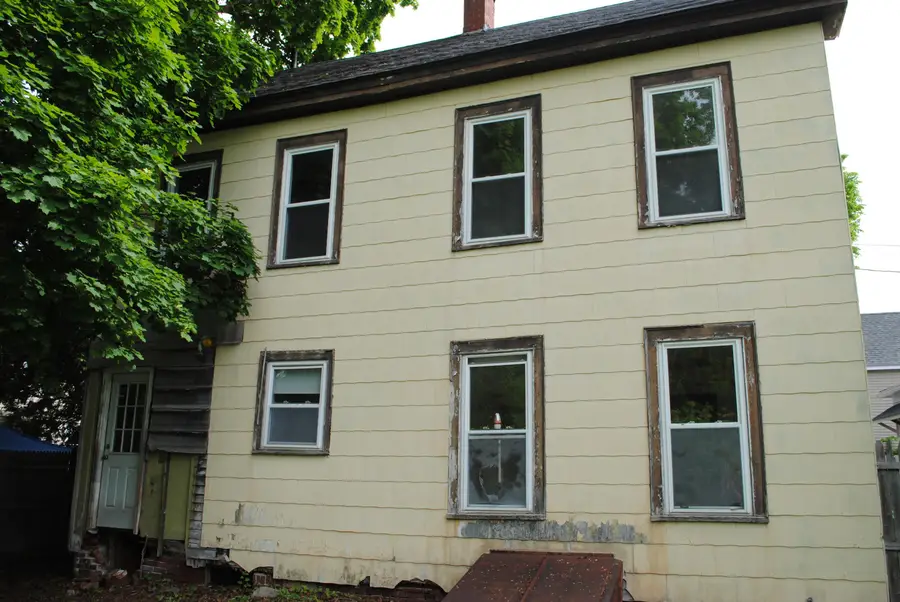 19 Pine Street, Rochester, NH 03867 - #2