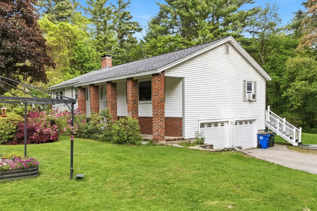 16 Glenwood Drive, Goffstown, NH 03045 - #1