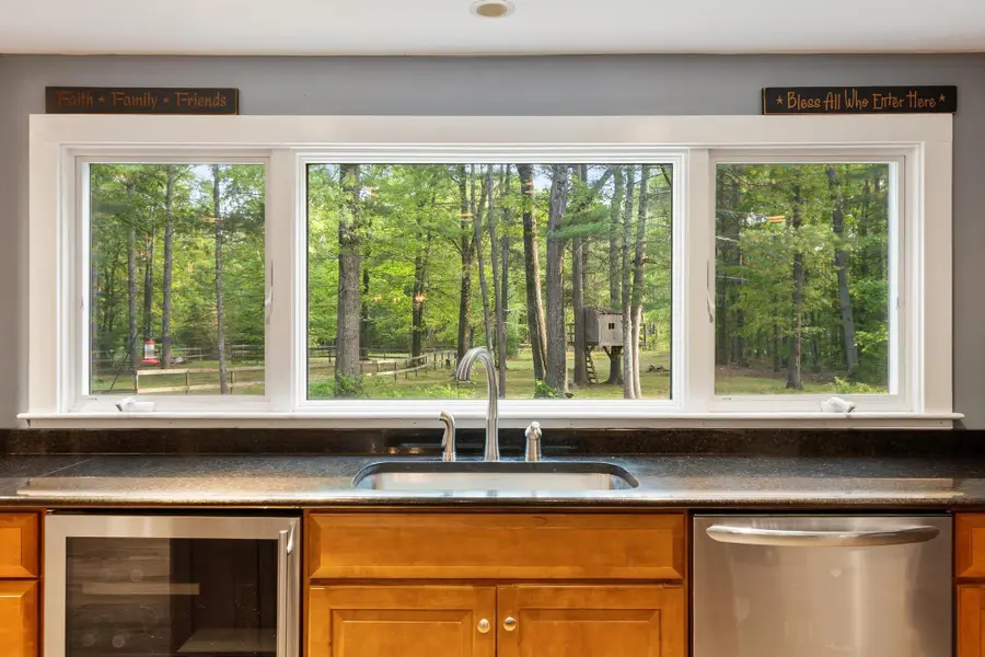 276 South Road, Brentwood, NH 03833 - #3