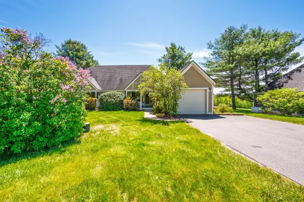 21 Wintercroft Circle, Grantham, NH 03781